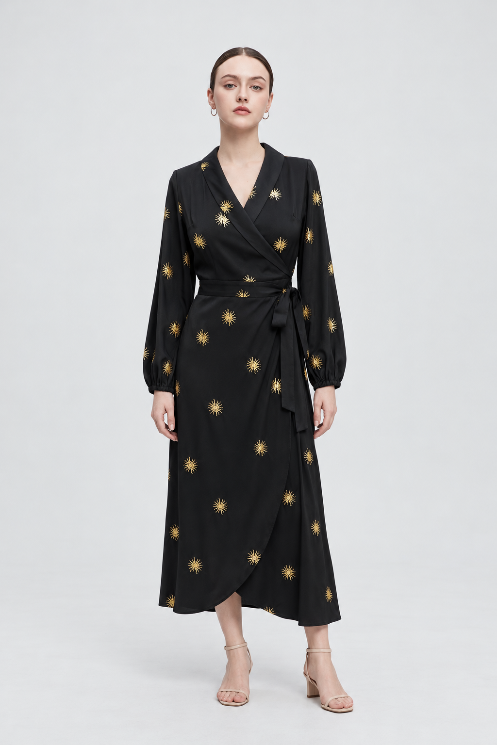 IYE536S261JA black_gold full front - model alice