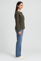 IYE836W264SP light-khaki jacket on Elvira, side