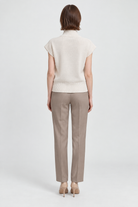 IYE878W264UQ ivory back - model Maria