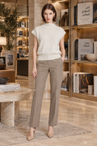 IYE878W264UQ ivory lifestyle - model Maria