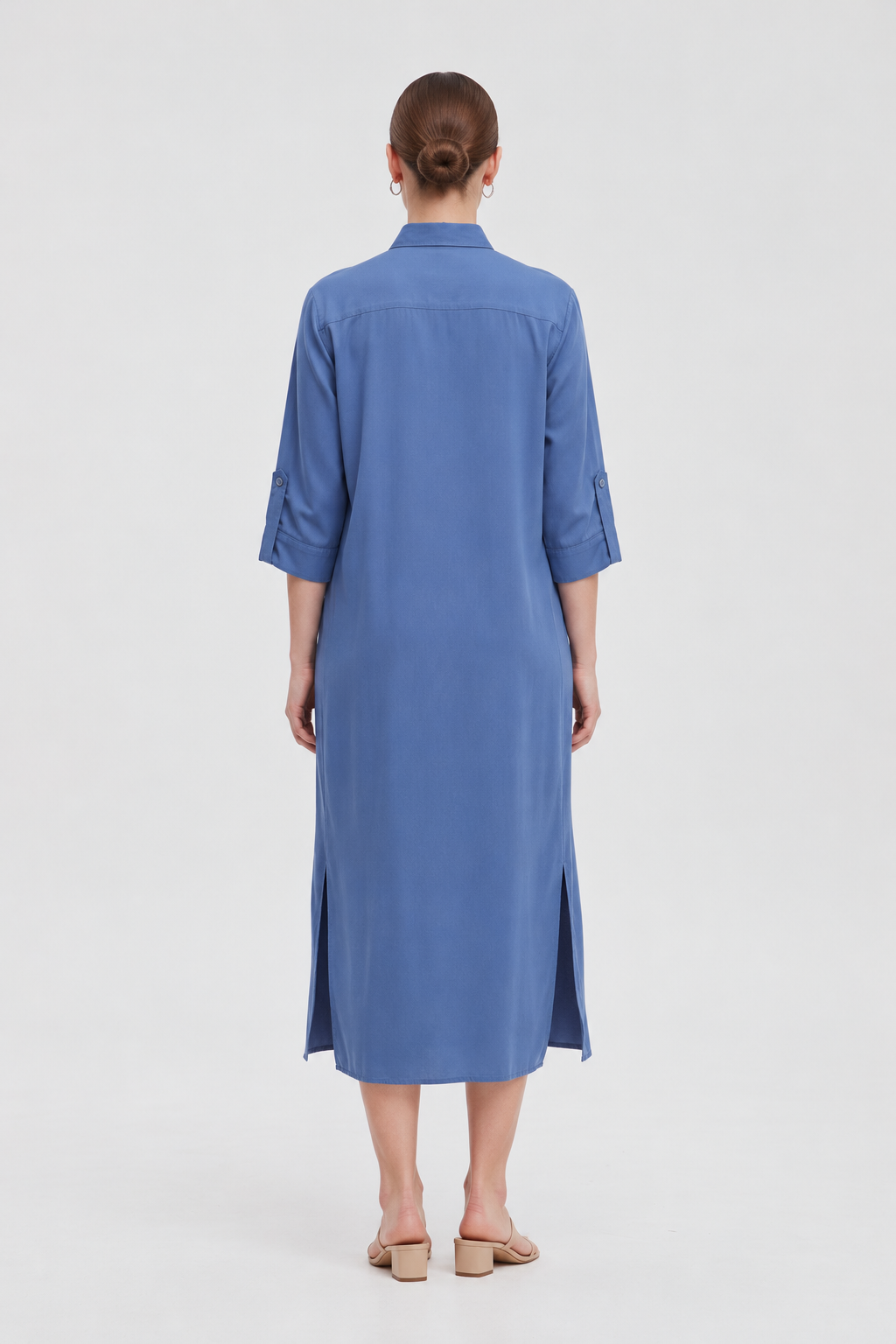 LC2318SV-22Q311 blue back - model alice
