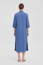 LC2318SV-22Q311 blue back - model alice
