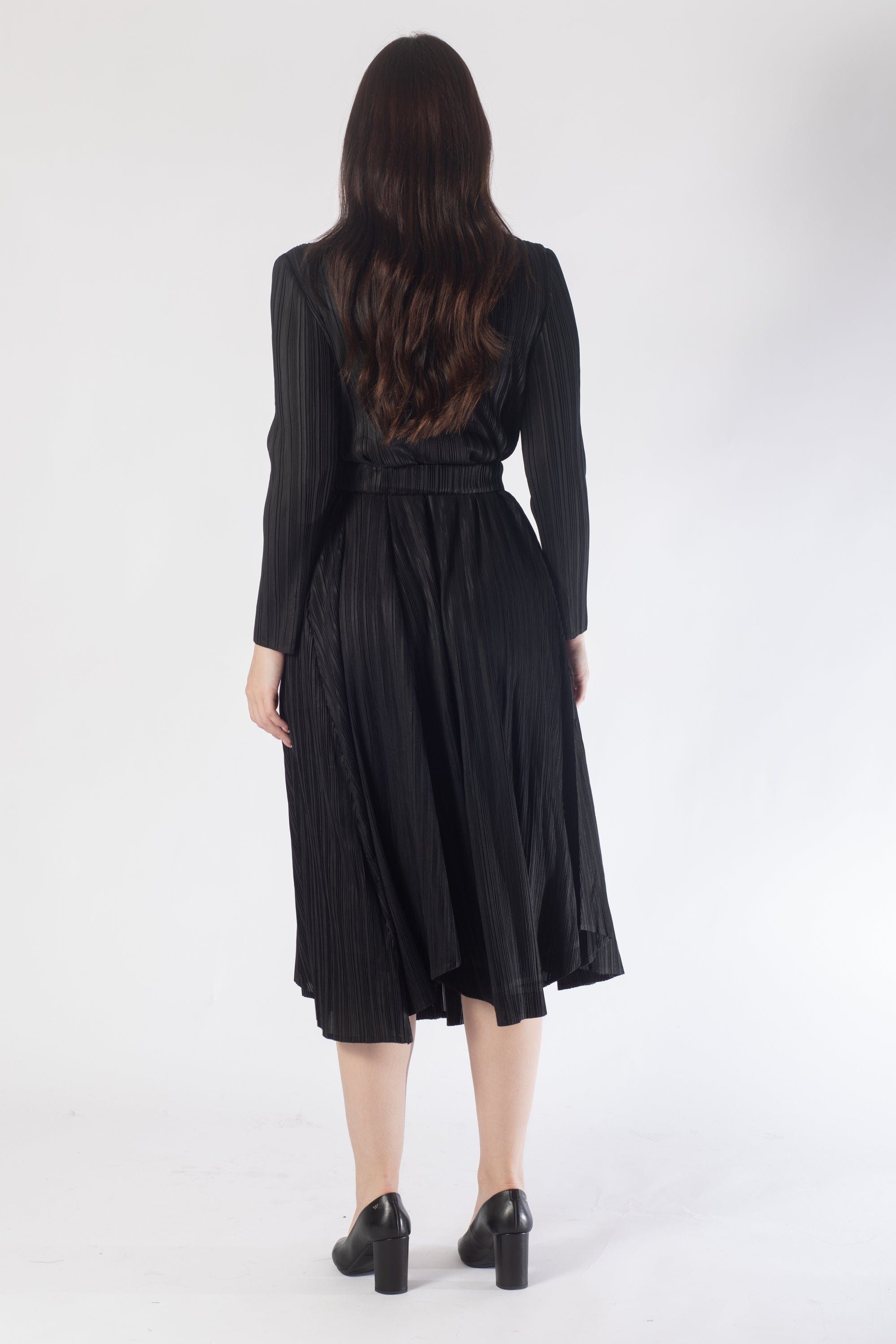 فستان ميدي بأزرار أمامية كم طويل نسائي