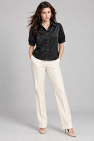 LIV0220AGI black full front on Kamila