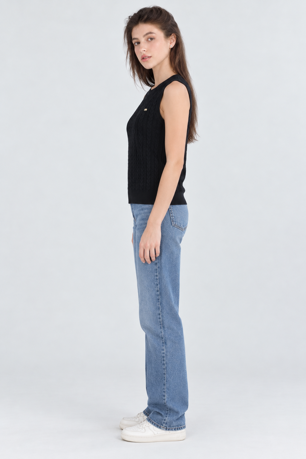 LIV0329AGI black side adult model photo