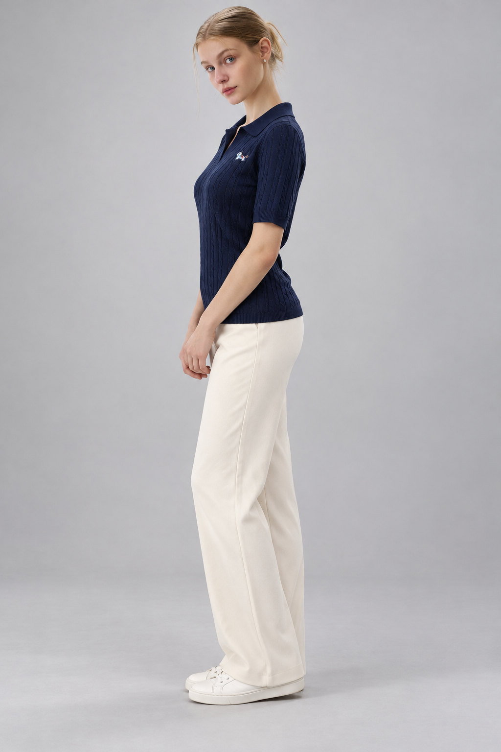 Side view on Temmy - LIV0343AGI Navy