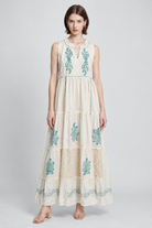 LV0778S262ZI off_white full front - model Maria