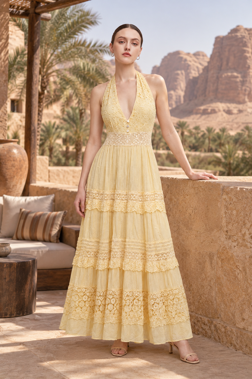 LV0779S262ZI cream lifestyle - model alice