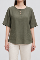 LV0899S262ZI green garment front - model Daria S