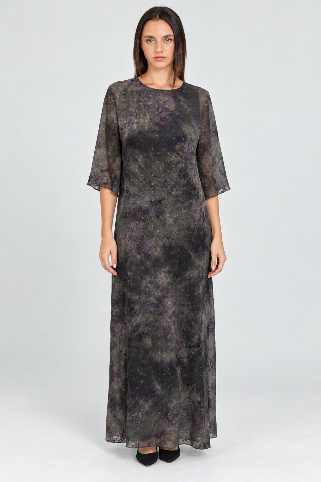 LV0946S261TO purple-gray full-length front on Liza