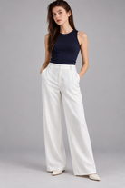 Garment detail on Andrea - LV1015S263AN White