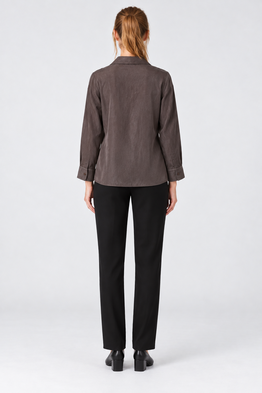 LV1110 brown shirt back view