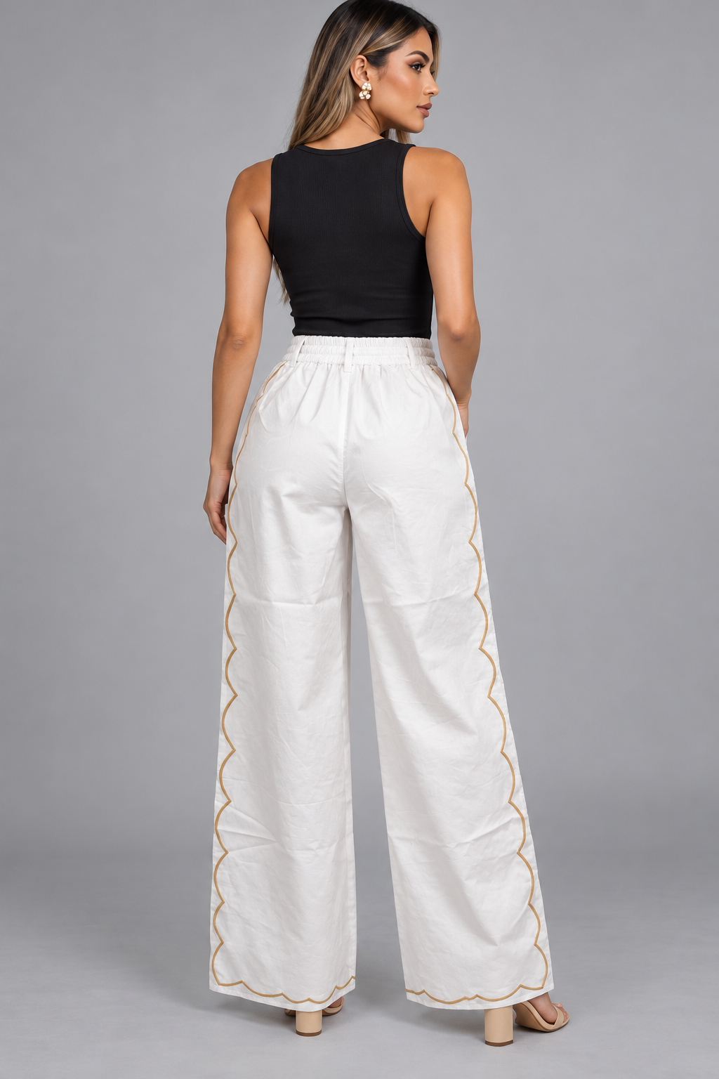 Back view on Beatriz - LV1333262KO White