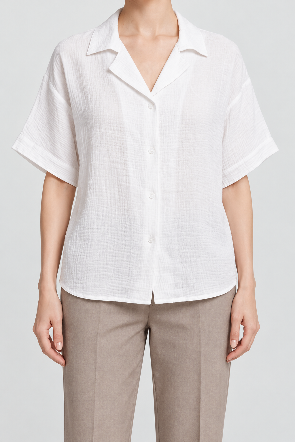 LV1334S263WN off_white garment front - model Maria
