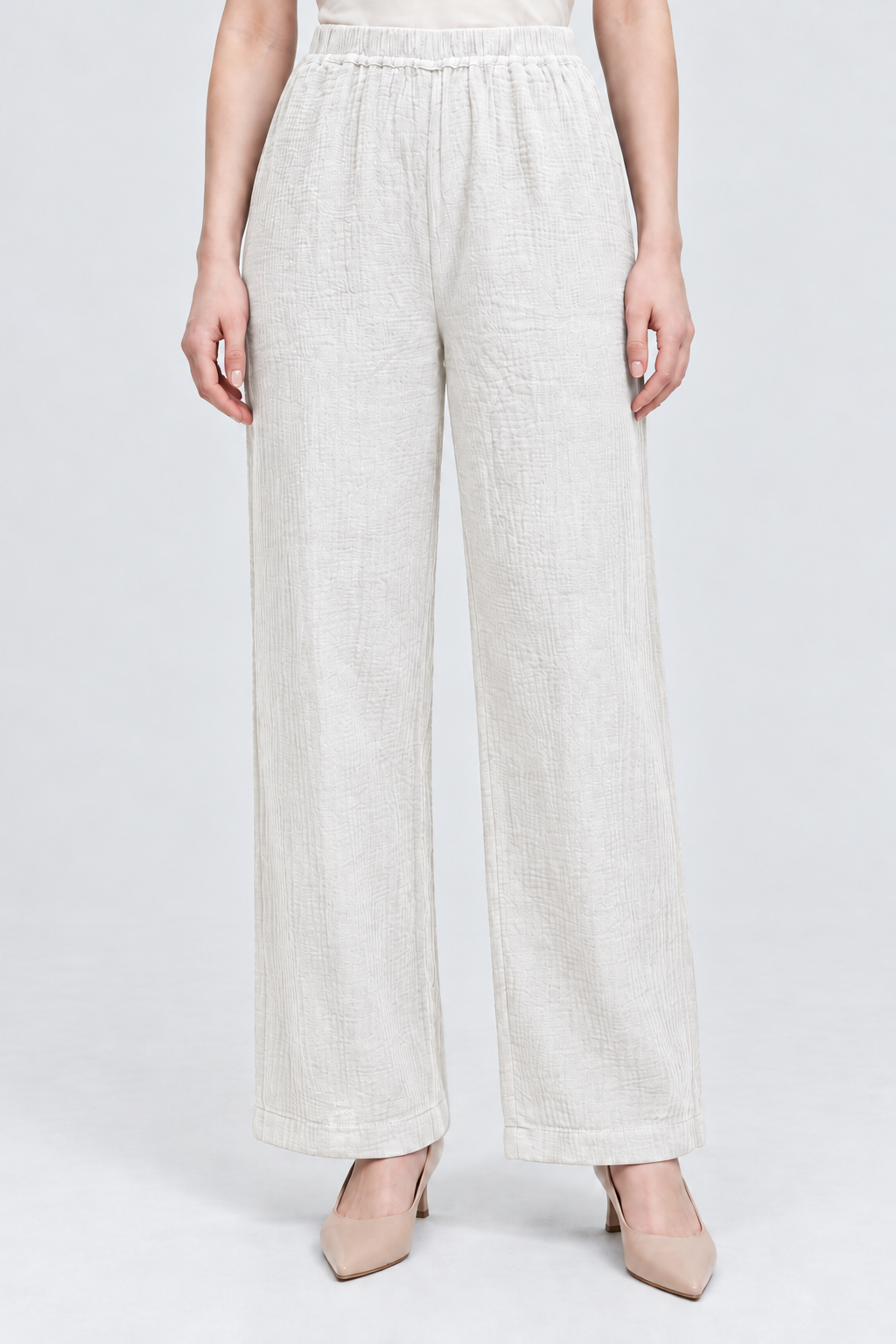 LV1335S263WN off_white garment front - model Alice