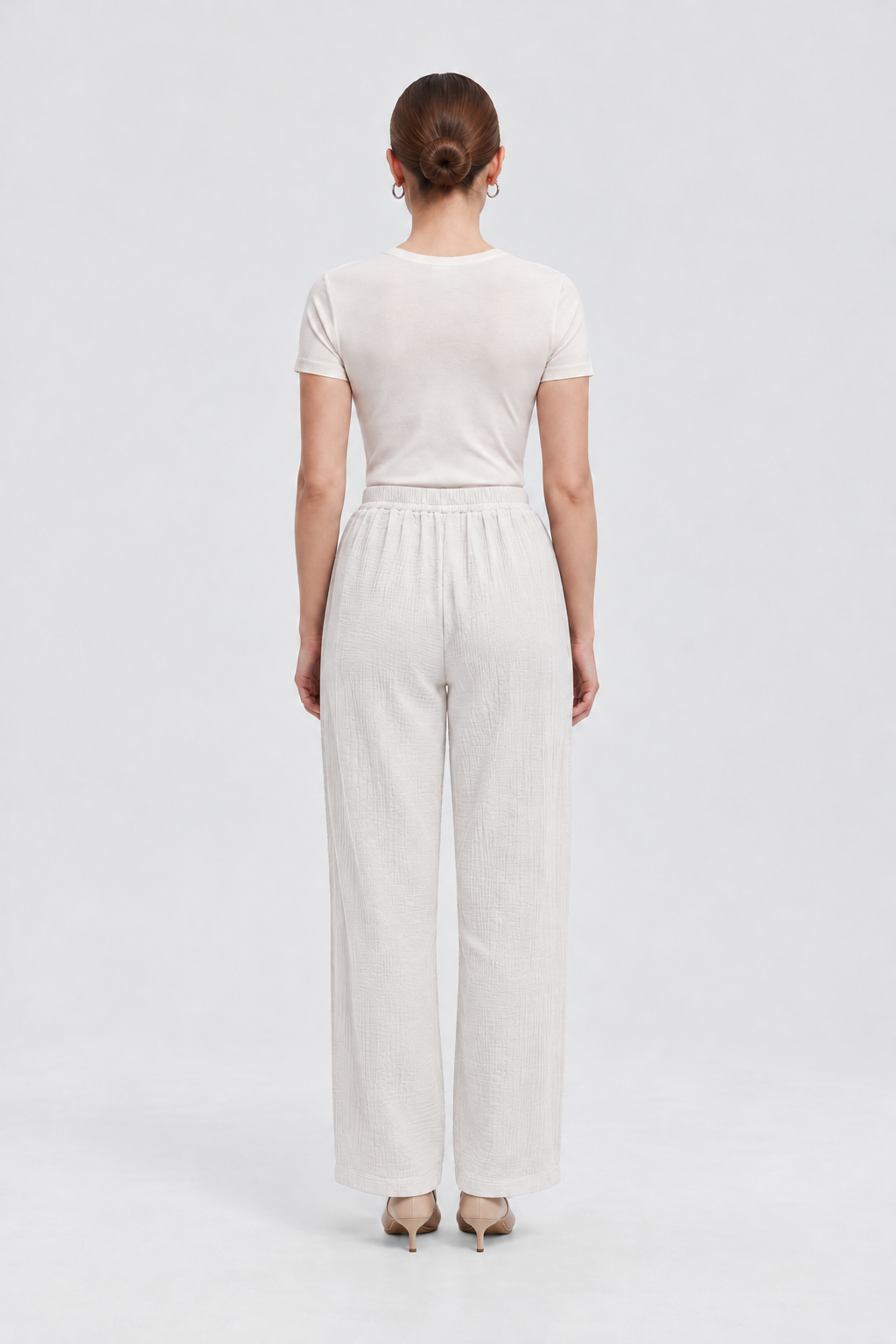 LV1335S263WN off_white back - model Alice