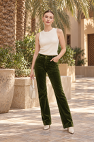 LV1384W264WN green, lifestyle