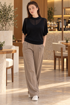 LV1447W264TO black lifestyle on Andrea