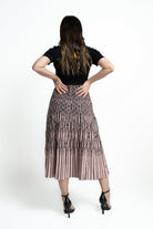 ميكا فستان ميدي منقوش بنص كم برباط على الخصر