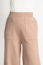 ميكا بنطلون واسع سادة بجيوب من الأمام