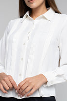 ميكا قميص أبيض مخطط سادة بأكمام طويلة