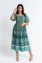 ميكا فستان ميدي مشجر بأكمام قصيرة منفوخة - أخضر