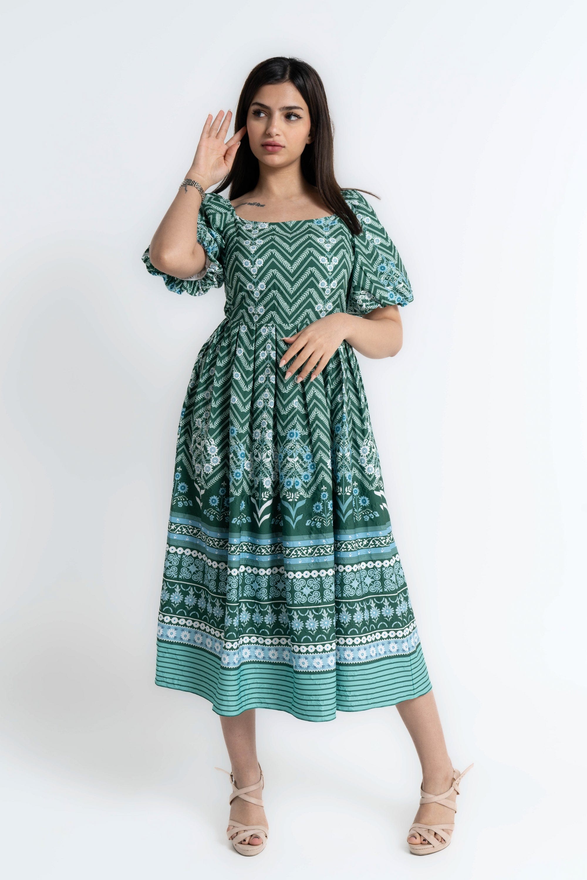 ميكا فستان ميدي مشجر بأكمام قصيرة منفوخة - أخضر