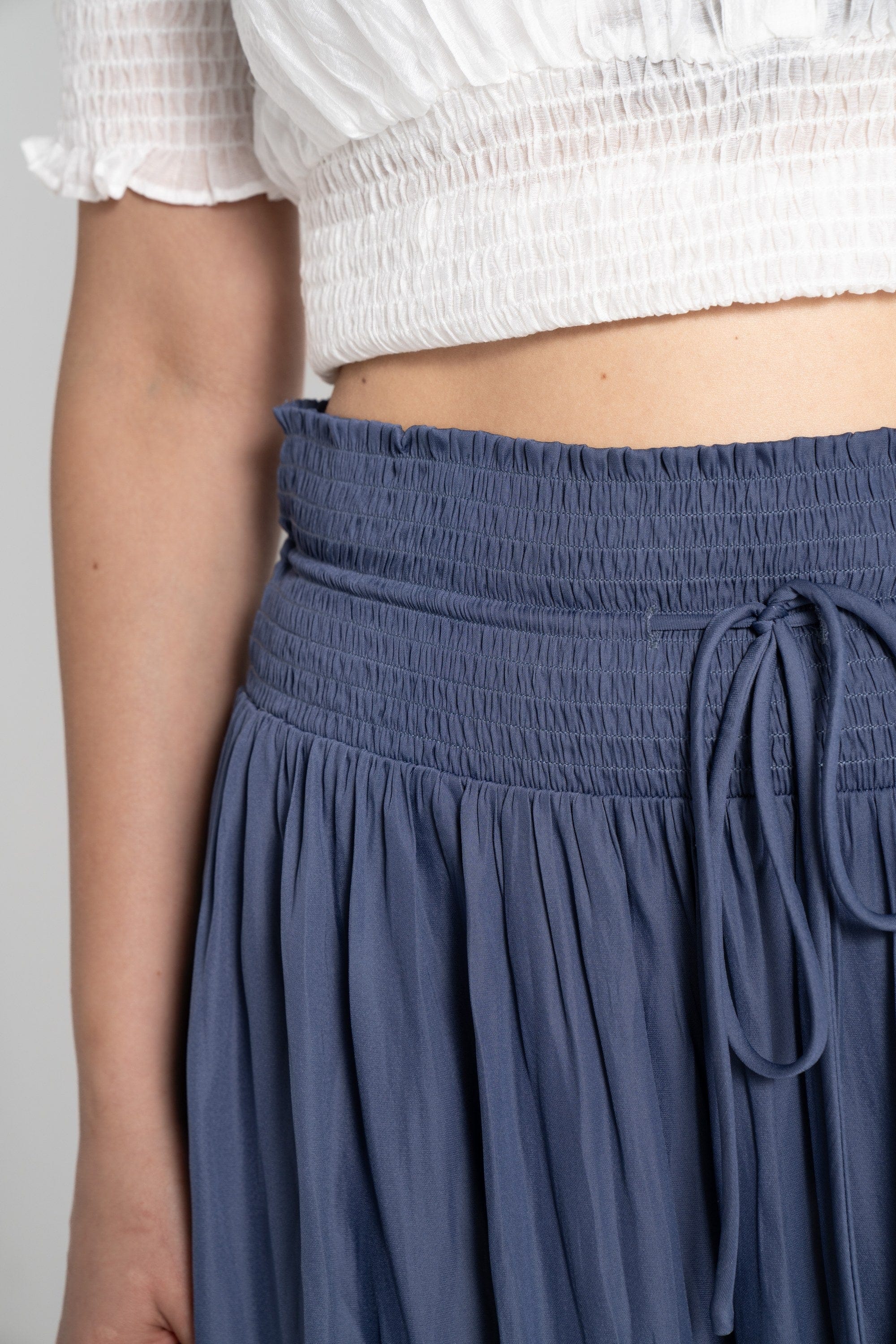 ميكا تنورة طويلة مطاطية من أعلى واسعة من أسفل نسائي