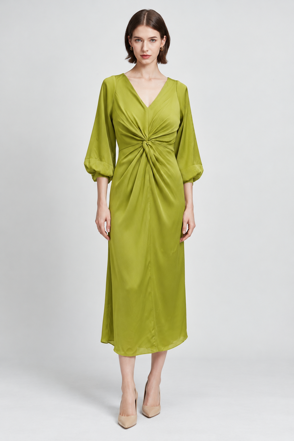 ML053825Q106 green full front Maria