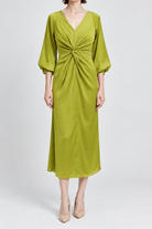 ML053825Q106 green garment front Maria
