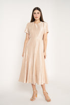 ميكا فستان ميدي منقوش مخصر كلوش بيج