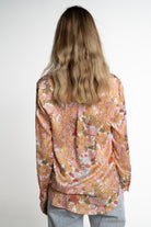 ميكا قميص بأكمام طويلة موردة بأزرار أمامية وياقة نسائي برتقالي