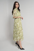 ميكا فستان ميدي بأكمام فراشة موردة نسائي