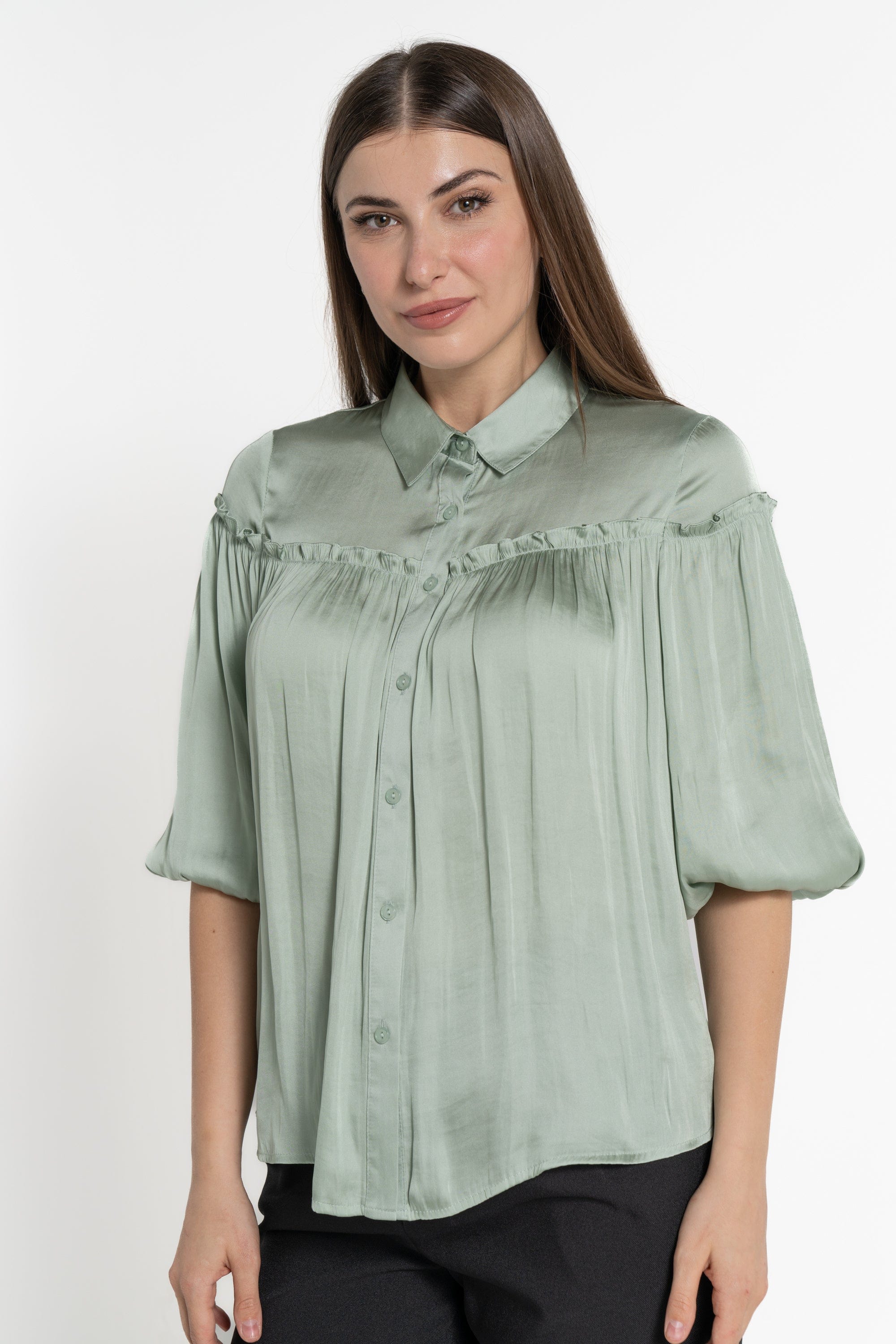 ميكا قميص بأكمام 3/4 سادة بأزرار أمامية أخضر فاتح