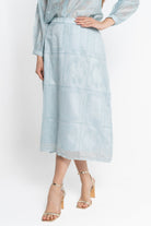 نتشي تنورة ميدي نسائية بتطريز مخرم