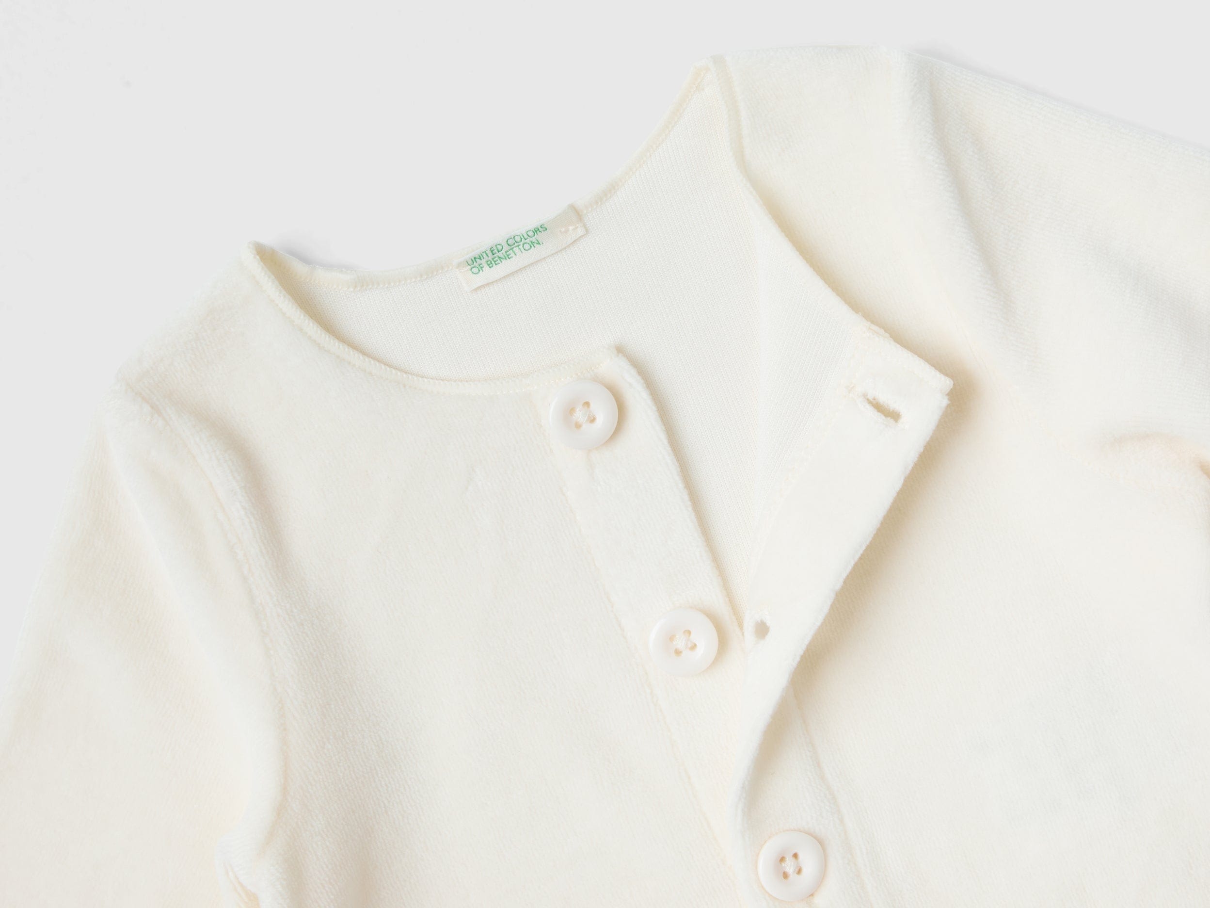 يونايتد كولورز اوف بينيتون سالوبيت رضع شانيل مع جيوب وازرار