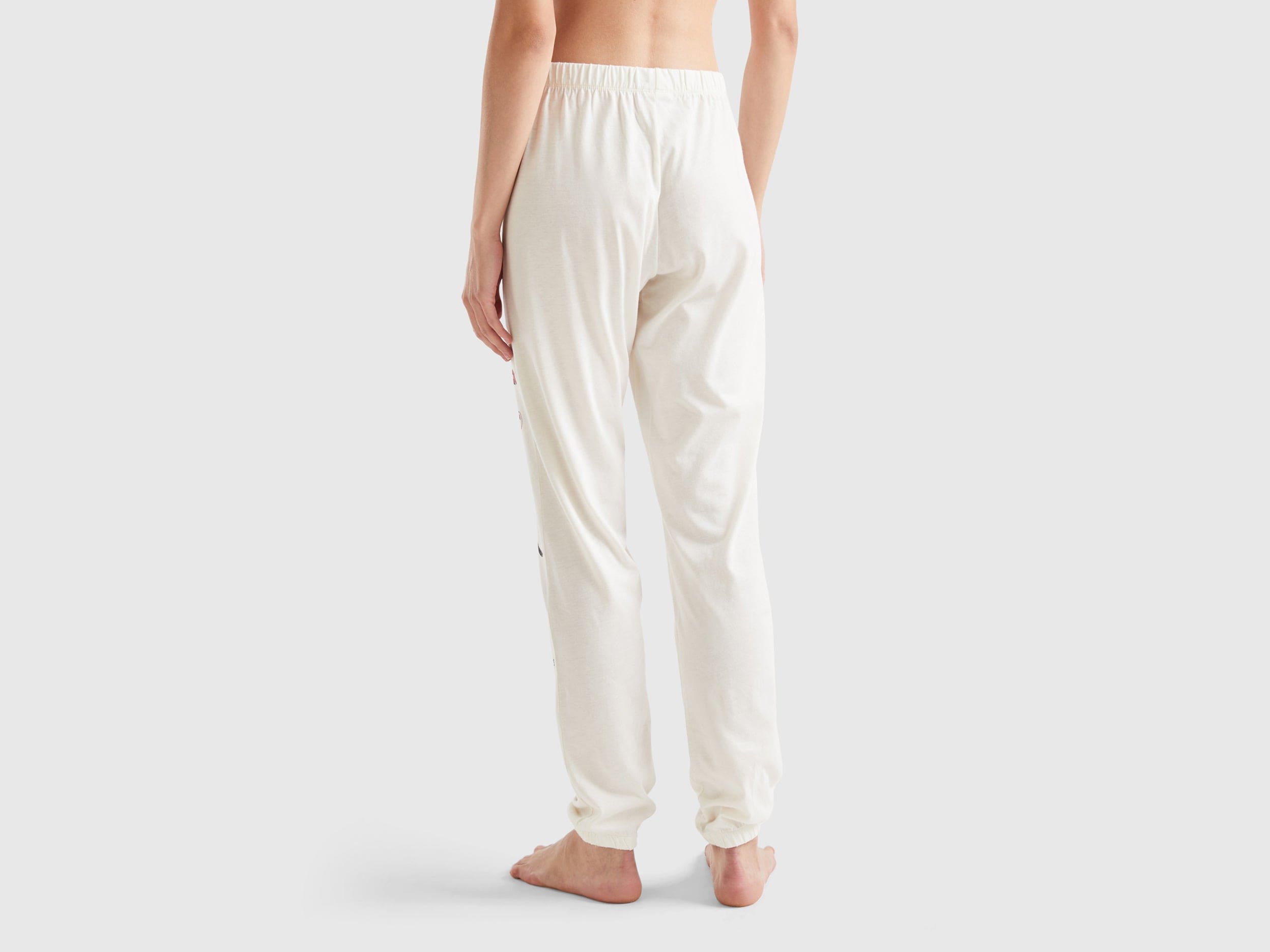 يونايتد كولورز اوف بينيتون بنطلون شبابي ديزني من مزيج الفسكوز