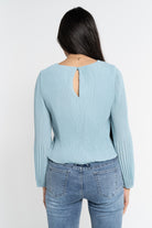 نتشي بلوزة بأكمام طويلة نسائية بليسية رفيع