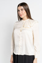 نتشي بلوزة بأكمام طويلة بأزرار أمامية منقوشة نسائية