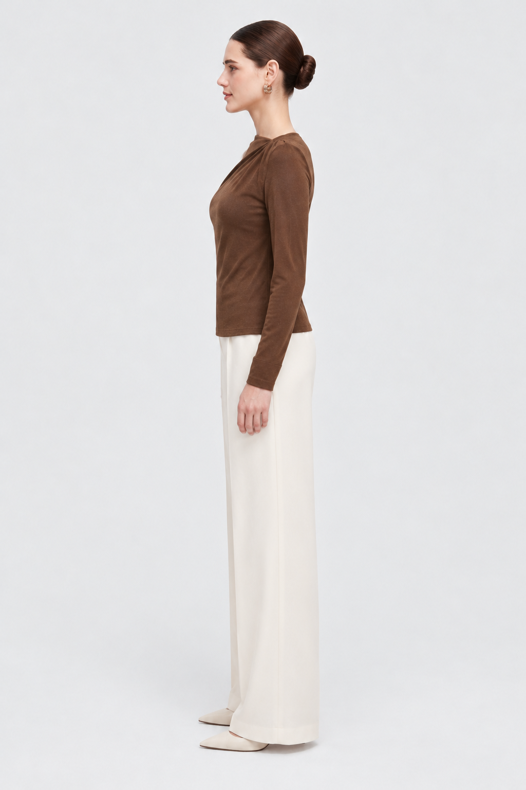 Y002026Q4 brown, side