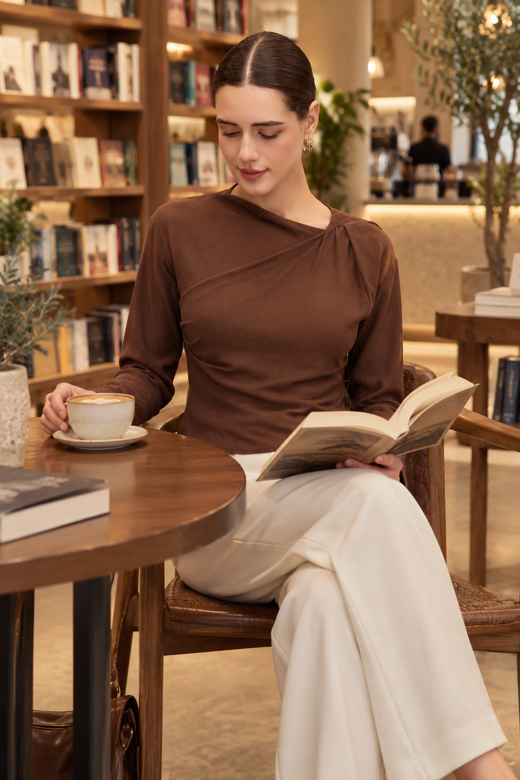 Y002026Q4 brown, lifestyle