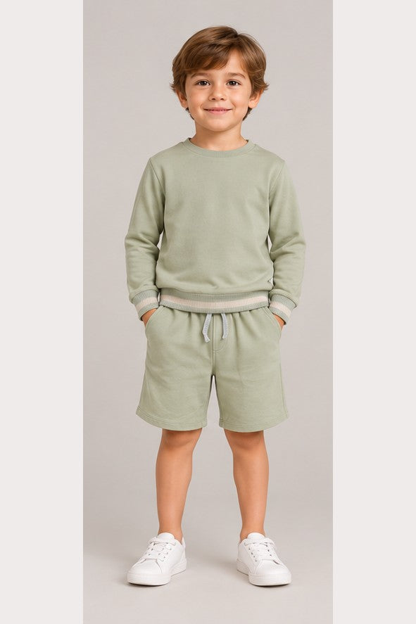 طقم شورت ولادي وتيشيرت واسع كم طويل — front view