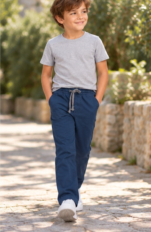 Gingersnaps bpa0428 lifestyle boy model image