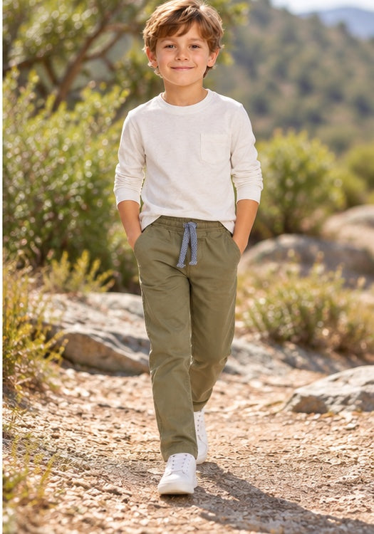 Gingersnaps bpa0429 lifestyle boy model image