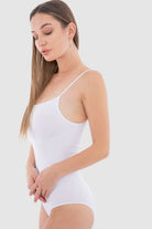 كارينا بودي سوت نسائي سادة حمالات رفيعة