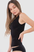 كارينا بلوزة سادة مشد الجسم بلا أكمام