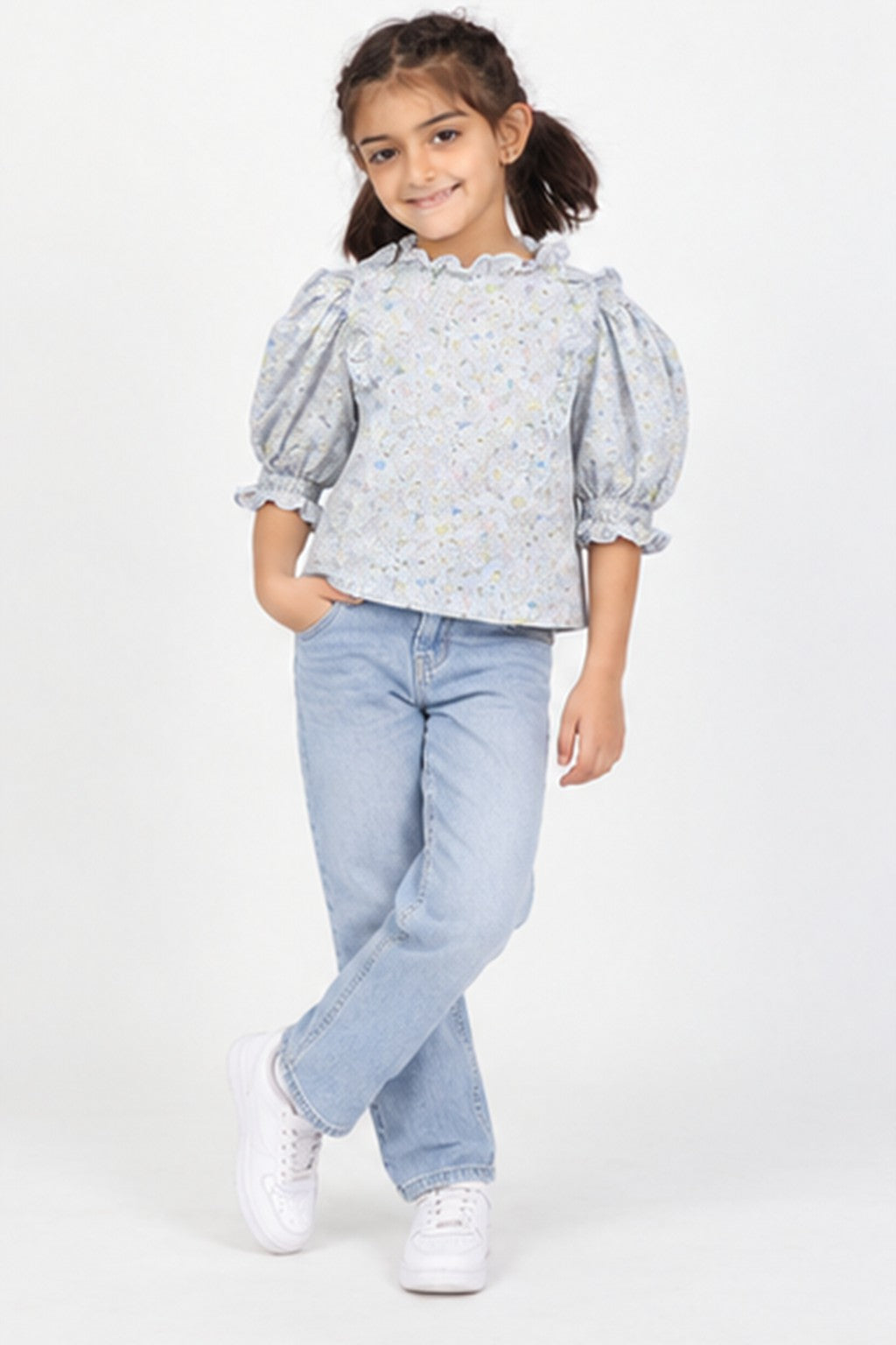Girls' blue floral puff sleeve blouse — lifestyle