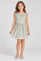 Gingersnaps gdr1850 front model image