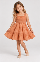 Gingersnaps gdr2081 lifestyle model image