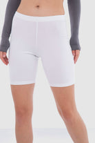 كارينا شورت ضيق ليقنز قصير من القطن